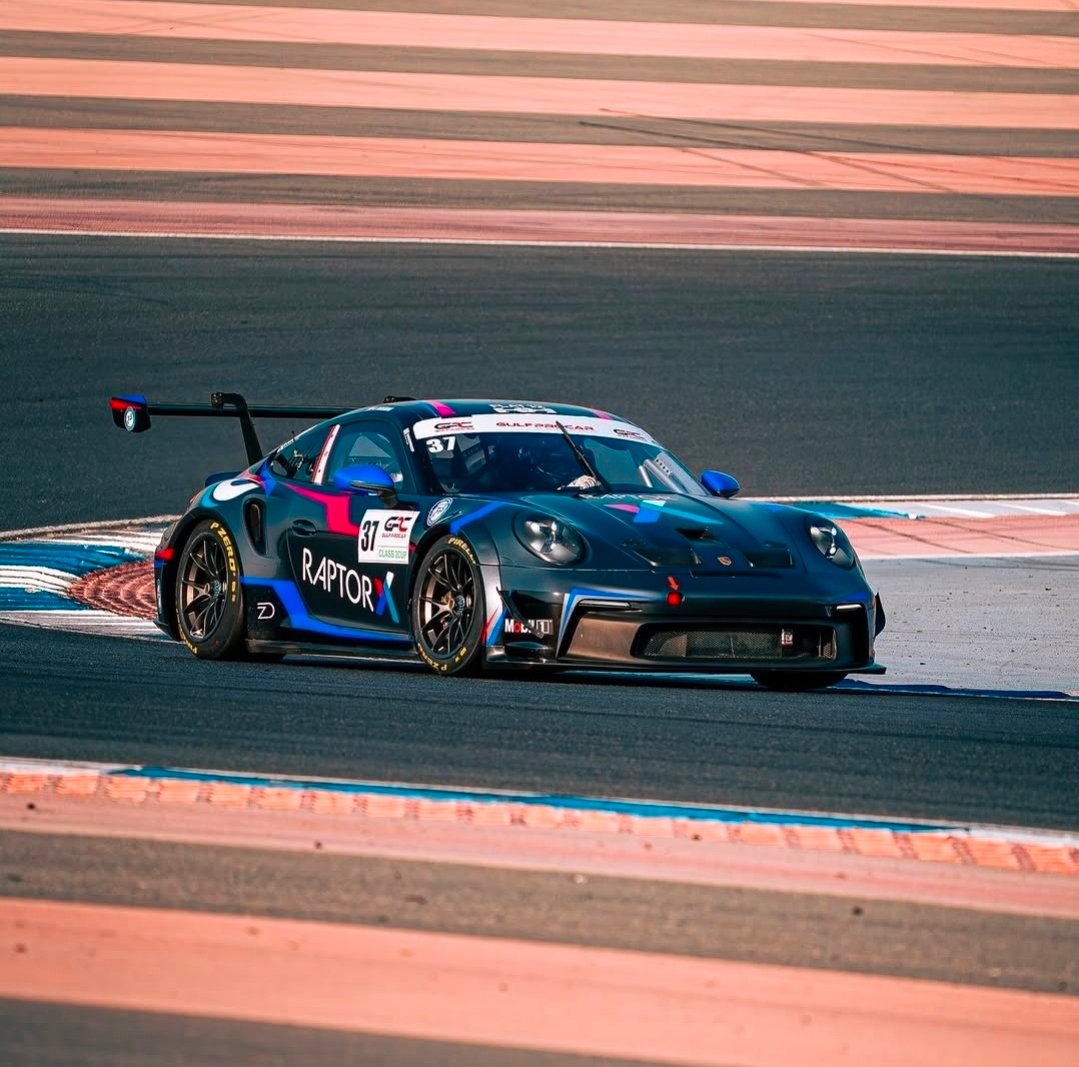 2 X Porsche 992 Cup Cars