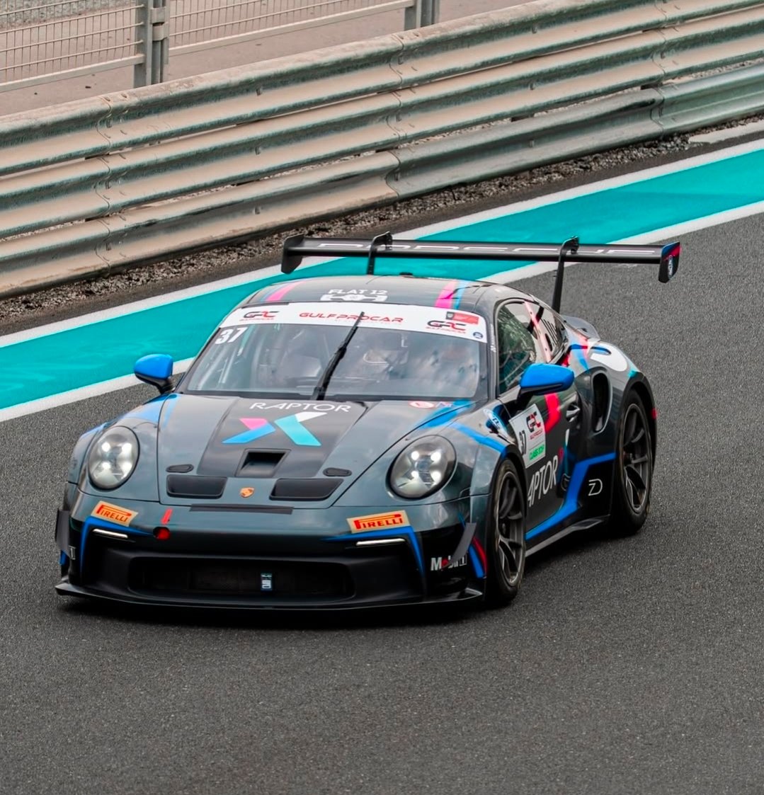 2 X Porsche 992 Cup Cars