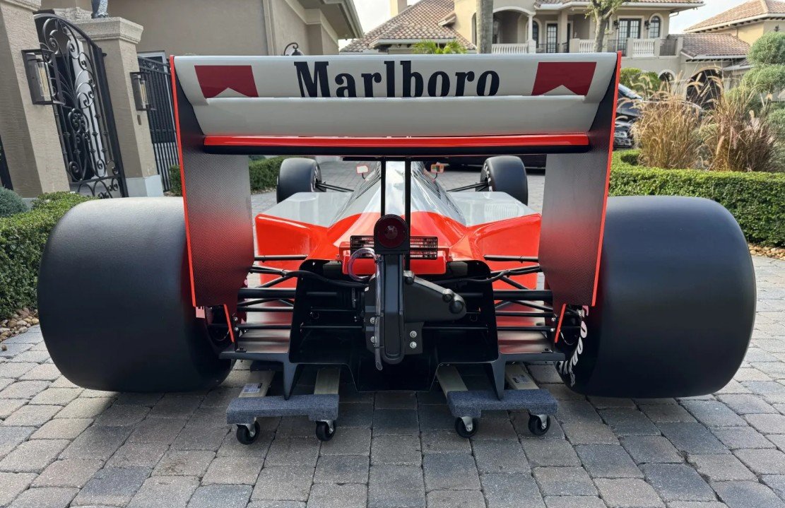 1:1 Scale McLaren MP4/4 Display Model
