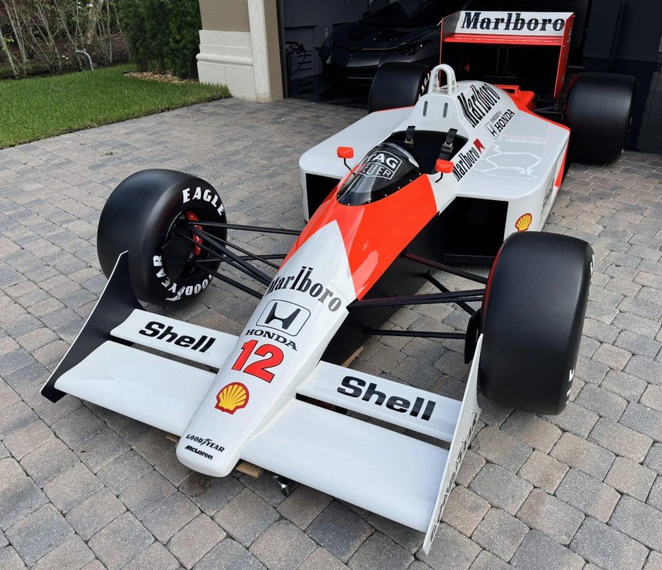 1:1 Scale McLaren MP4/4 Display Model
