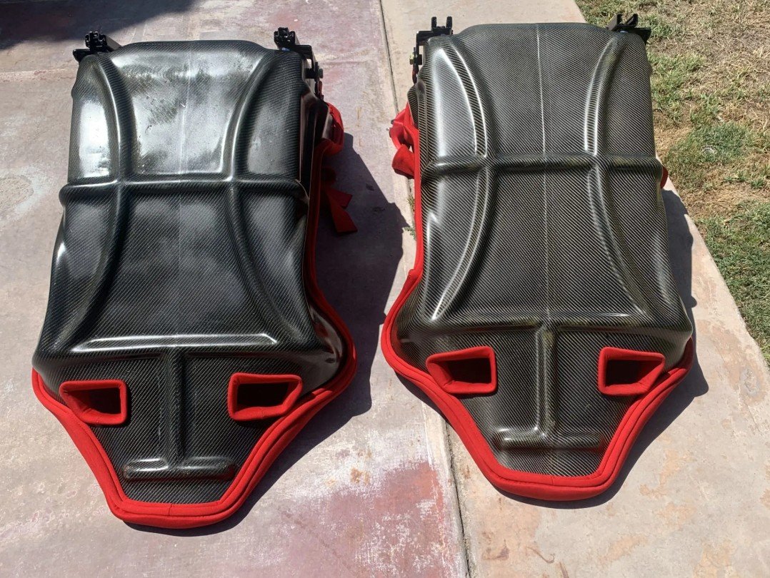 Ferrari F40 Seats with Harness