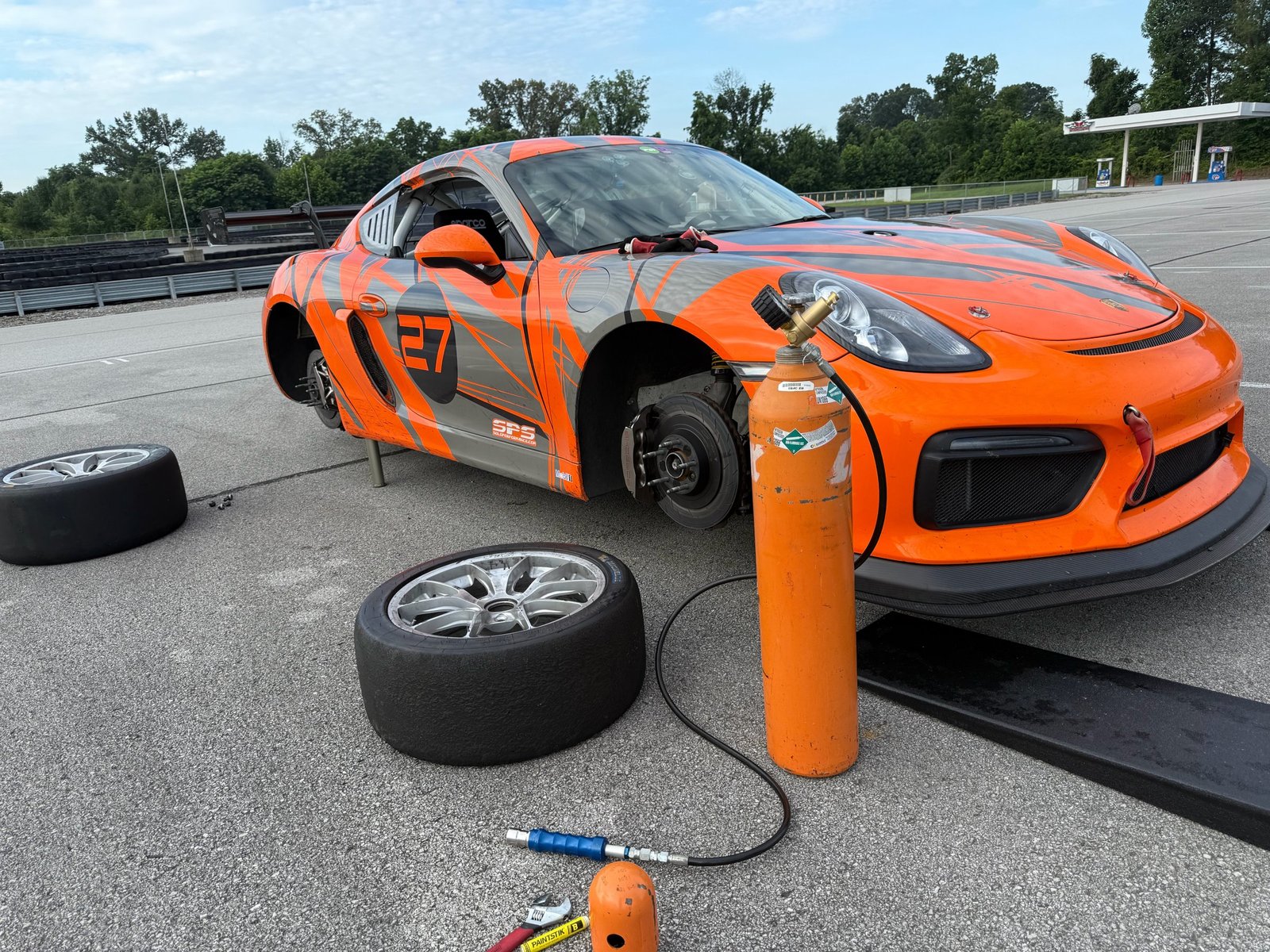 2016 Porsche Cayman GT4 Clubsport Competition (981) PDK – Orange